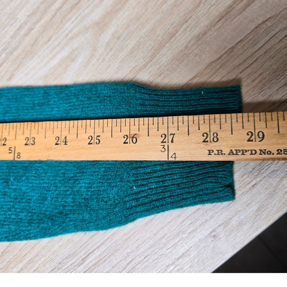 UNIQLO Women's 100% Wool Crewneck Sweater Size M Green Teal normcore minimalist - Picture 7 of 8